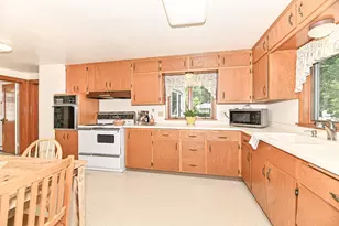 3445 S 96th St, Milwaukee, WI 53227 - Photo 18