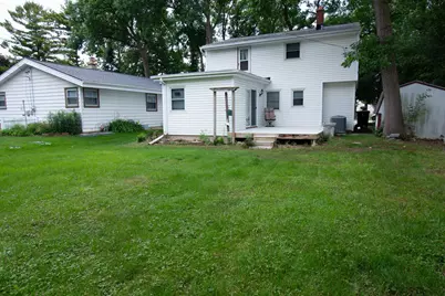 11634 W Dearbourn Ave, Wauwatosa, WI 53226 - Photo 12