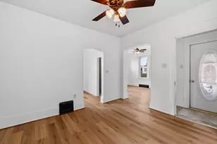 813 Huron Ave, Sheboygan, WI 53081 - Photo 8