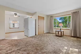 4714 W Howard Ave, Milwaukee, WI 53220 - Photo 8