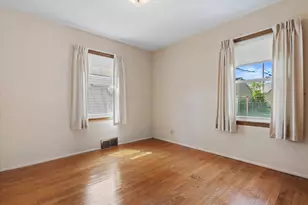 4714 W Howard Ave, Milwaukee, WI 53220 - Photo 12