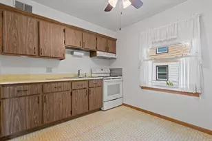 4714 W Howard Ave, Milwaukee, WI 53220 - Photo 6