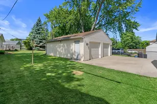 4714 W Howard Ave, Milwaukee, WI 53220 - Photo 24