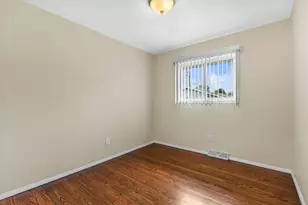6902 Brian Dr, Racine, WI 53402 - Photo 16