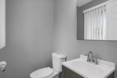 6902  Brian Dr, Racine, WI 53402 - Photo 12