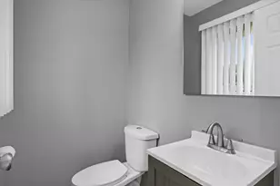 6902 Brian Dr, Racine, WI 53402 - Photo 12