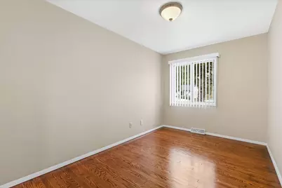 6902  Brian Dr, Racine, WI 53402 - Photo 14