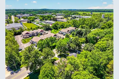 608 W Capitol Dr, Hartland, WI 53029 - Photo 52
