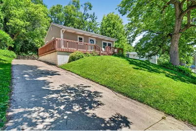 608 W Capitol Dr, Hartland, WI 53029 - Photo 42