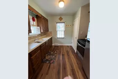 2112  30 St, Two Rivers, WI 54241 - Photo 10