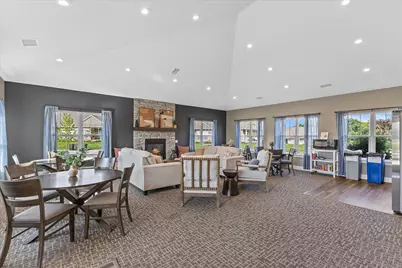 N28W25172  Parkway Ridge Cir #B, Pewaukee, WI 53072 - Photo 40