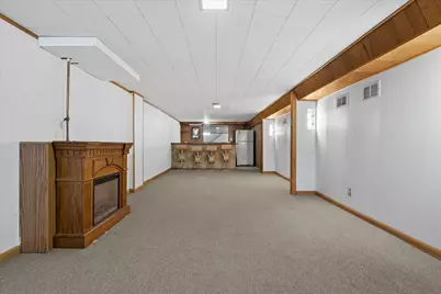 W148N8416  Albert Pl, Menomonee Falls, WI 53051 - Photo 20