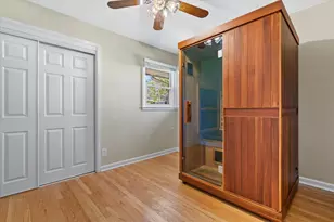 W148N8416 Albert Pl, Menomonee Falls, WI 53051 - Photo 16