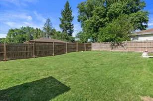 W148N8416 Albert Pl, Menomonee Falls, WI 53051 - Photo 28