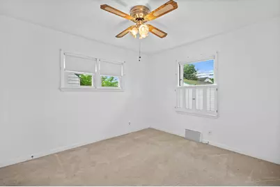 3762 N 73rd St, Milwaukee, WI 53216 - Photo 6
