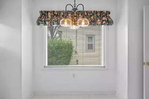 3762 N 73rd St, Milwaukee, WI 53216 - Photo 14