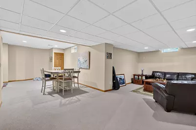 1411  Windy Knoll Dr, Richfield, WI 53033 - Photo 38