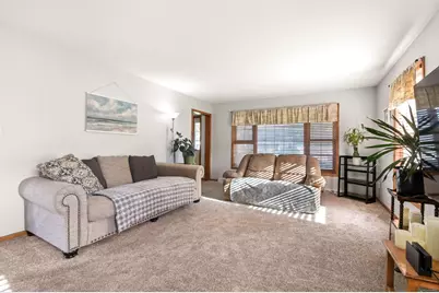 N172W20516  Hazelwood Ln, Jackson, WI 53037 - Photo 8