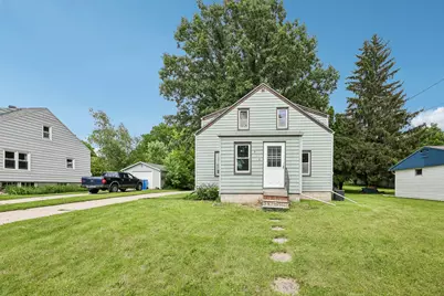 315 E Water St, Watertown, WI 53094 - Photo 2