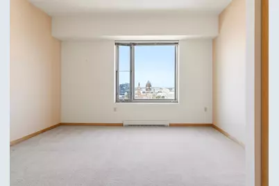 923 E Kilbourn Ave #2003, Milwaukee, WI 53202 - Photo 26