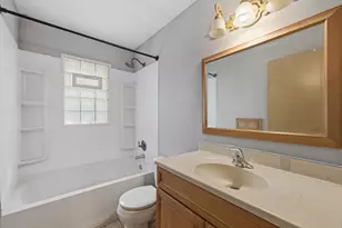 6706 N 54th St, Milwaukee, WI 53223 - Photo 8
