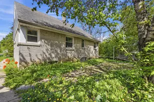 6706 N 54th St, Milwaukee, WI 53223 - Photo 2