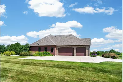 9860  Stonegate Rd, Cedarburg, WI 53012 - Photo 34