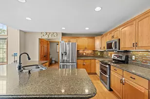 13600 W Eagle Trace, New Berlin, WI 53151 - Photo 14