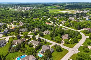13600 W Eagle Trace, New Berlin, WI 53151 - Photo 40