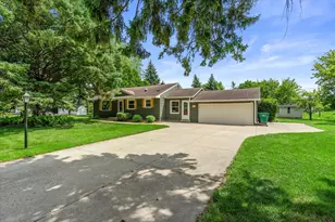 N64W14161 Lincoln Ln, Menomonee Falls, WI 53051 - Photo 36