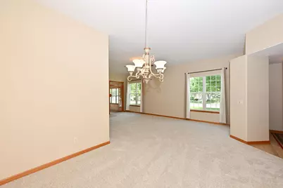 N57W24093 N Sycamore Cir, Sussex, WI 53089 - Photo 22