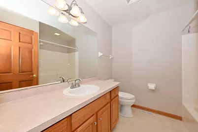 N57W24093 N Sycamore Cir, Sussex, WI 53089 - Photo 28