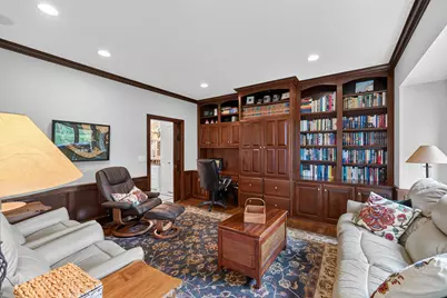 2053 W Hidden Reserve Cir, Mequon, WI 53092 - Photo 6