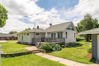 512  1st St, La Crescent, MN 55947 - Photo 22