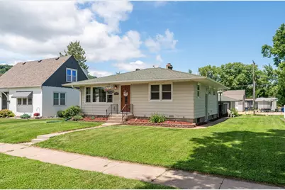 512  1st St, La Crescent, MN 55947 - Photo 24