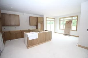 1302 W Kiddle Ln, Racine, WI 53182 - Photo 2