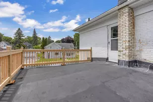 121 Cedar St, Sheboygan Falls, WI 53085 - Photo 34