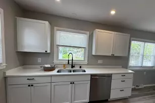 N92W17274 Forest Dr, Menomonee Falls, WI 53051 - Photo 18