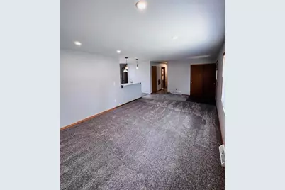 N92W17274  Forest Dr, Menomonee Falls, WI 53051 - Photo 10