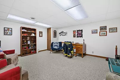 5442  Gallant Fox Ln, Racine, WI 53402 - Photo 32