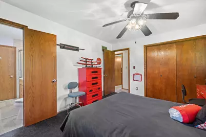 5442  Gallant Fox Ln, Racine, WI 53402 - Photo 26