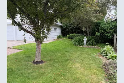 715 S 27th St, Manitowoc, WI 54220 - Photo 20
