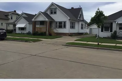 2013  Kearney Ave, Racine, WI 53403 - Photo 1