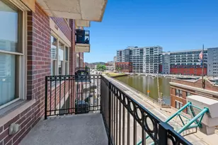 102 N Water St, Milwaukee, WI 53202 - Photo 38