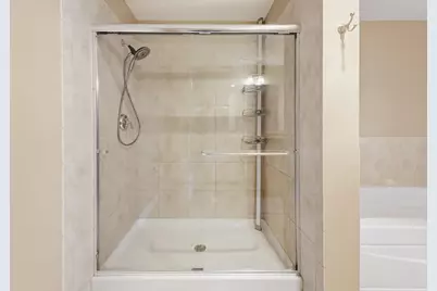 102 N Water St #501, Milwaukee, WI 53202 - Photo 20
