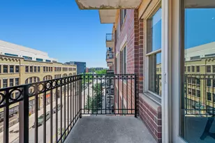 102 N Water St, Milwaukee, WI 53202 - Photo 10