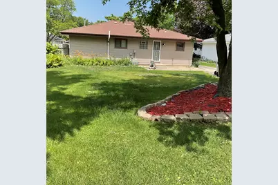 10409 W Villa Ave, Milwaukee, WI 53224 - Photo 4