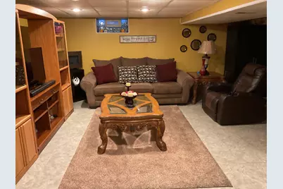 10409 W Villa Ave, Milwaukee, WI 53224 - Photo 16