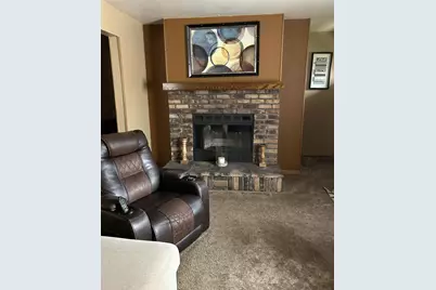 10409 W Villa Ave, Milwaukee, WI 53224 - Photo 10