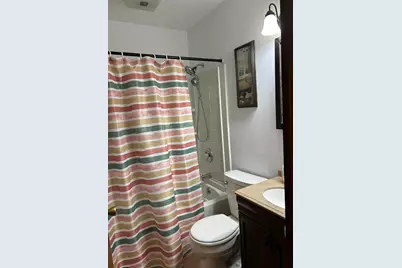10409 W Villa Ave, Milwaukee, WI 53224 - Photo 14